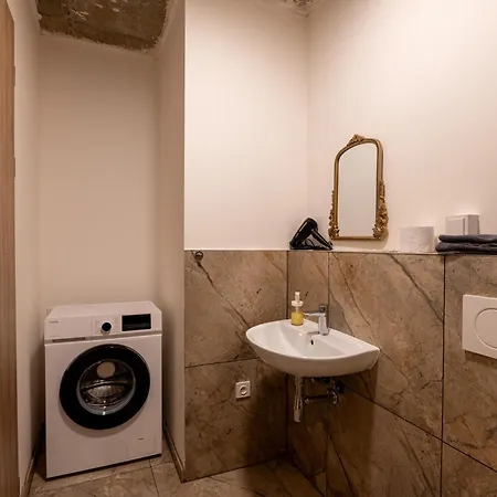 Brand New Penthouse #34 Near Center With Free Parking 布拉格